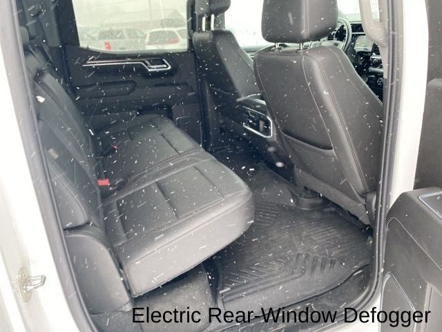 2022 Chevrolet Silverado 1500 4WD Crew Cab Short Bed LTZ