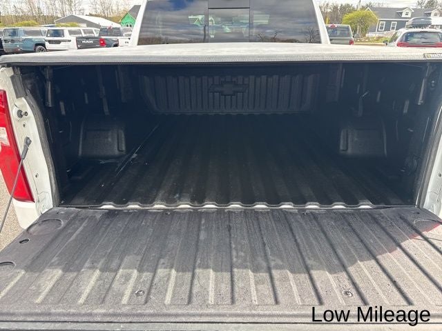 2025 Chevrolet Silverado 1500 4WD Crew Cab Short Bed LTZ