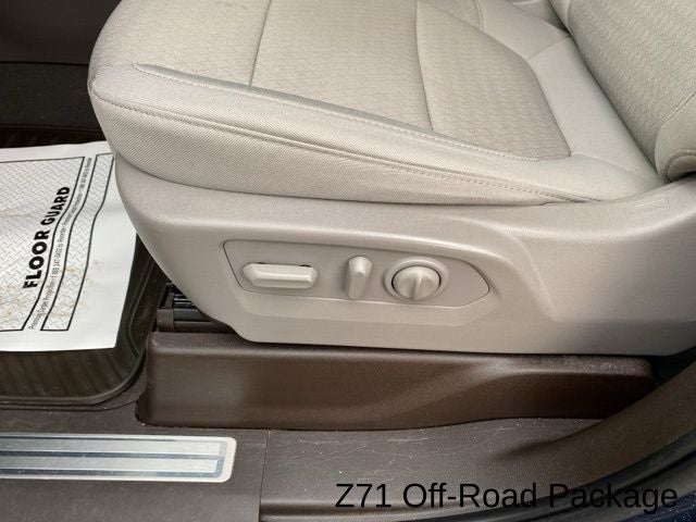 2021 Chevrolet Silverado 1500 4WD Crew Cab Short Bed RST