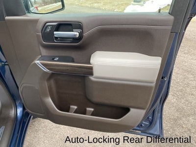 2021 Chevrolet Silverado 1500 4WD Crew Cab Short Bed RST