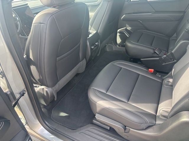 2025 GMC Acadia Elevation AWD