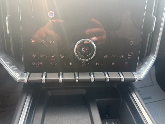 2025 GMC Acadia Elevation AWD