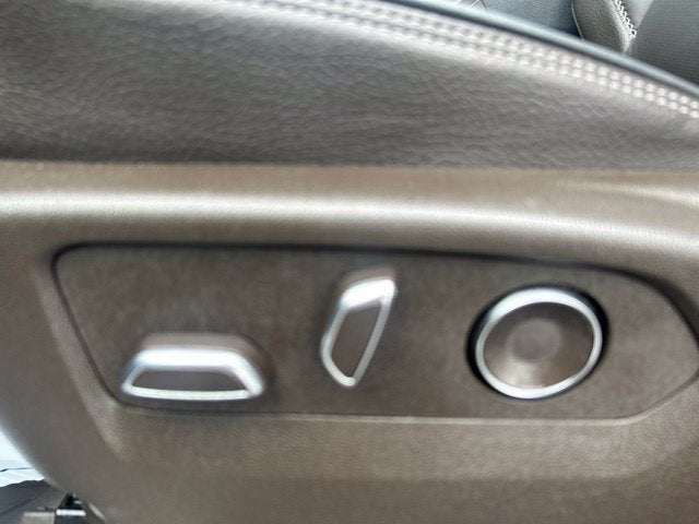 2024 GMC Yukon 4WD Denali
