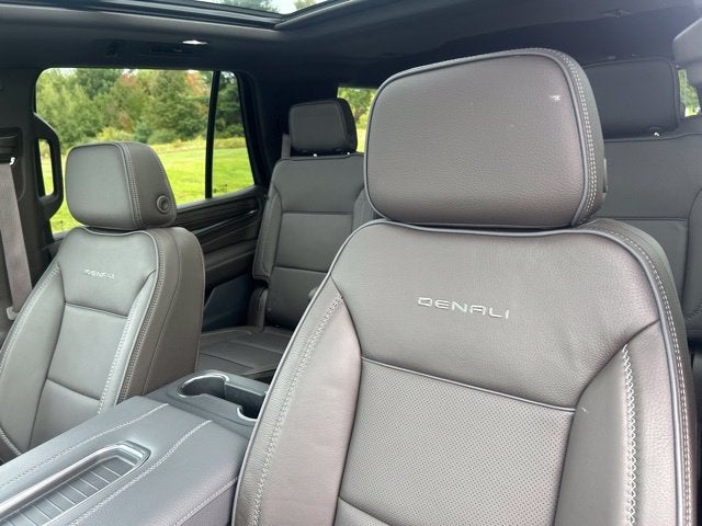 2024 GMC Yukon 4WD Denali