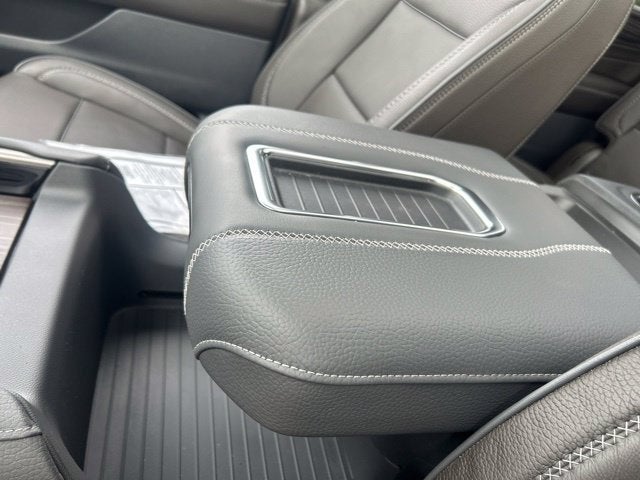 2024 GMC Yukon 4WD Denali