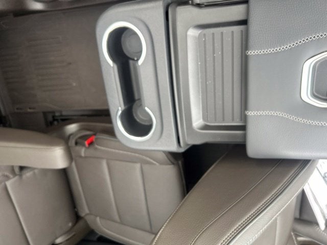 2024 GMC Yukon 4WD Denali