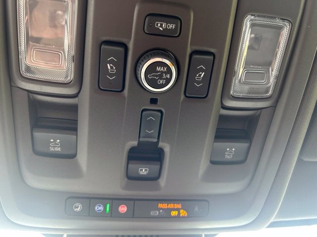 2024 GMC Yukon 4WD Denali