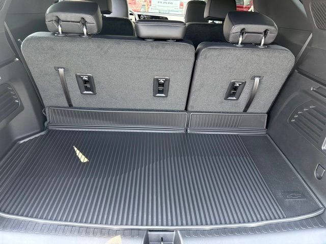 2026 Chevrolet Traverse AWD LT