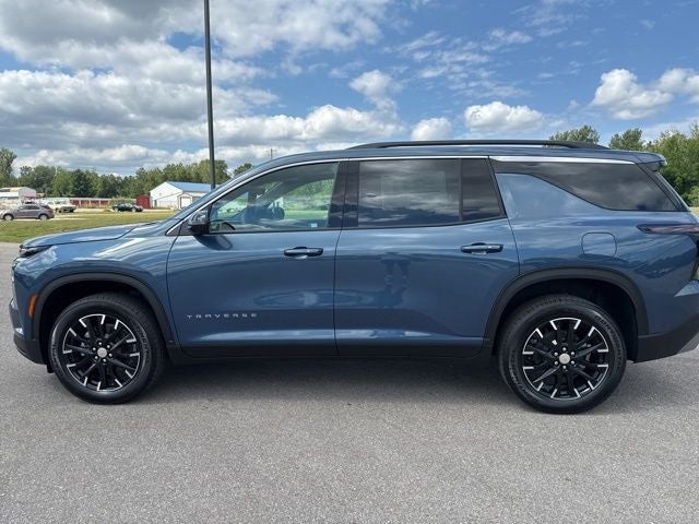 2026 Chevrolet Traverse AWD LT
