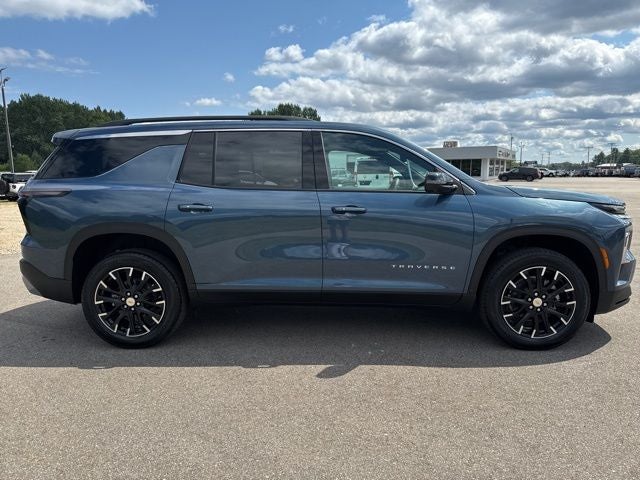 2026 Chevrolet Traverse AWD LT