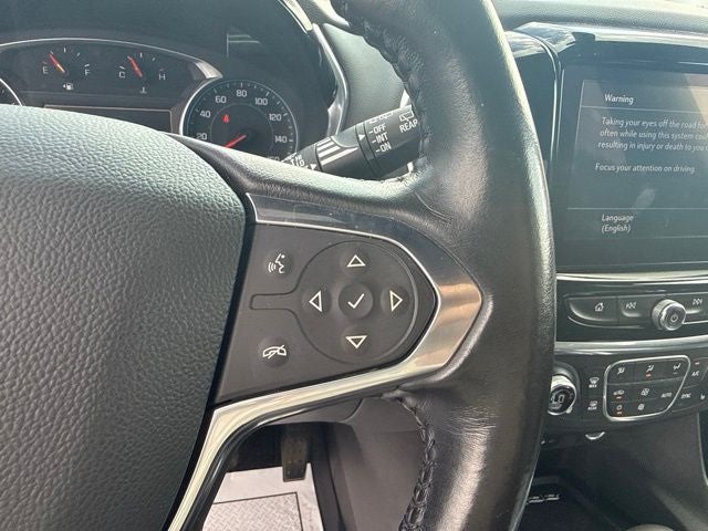 2022 Chevrolet Traverse LT Cloth