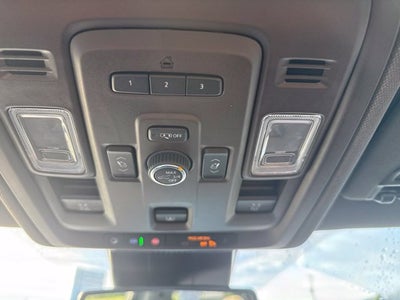 2023 Chevrolet Suburban 4WD Z71