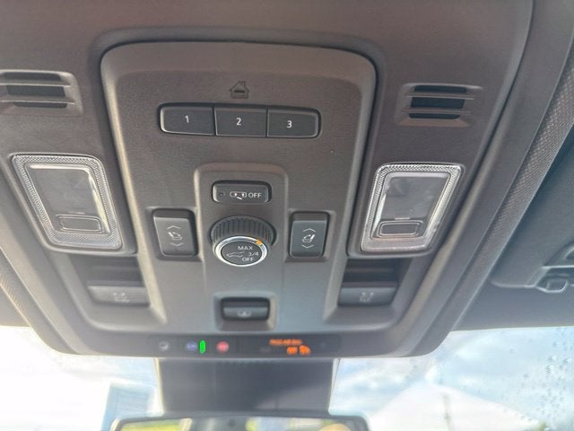 2023 Chevrolet Suburban 4WD Z71
