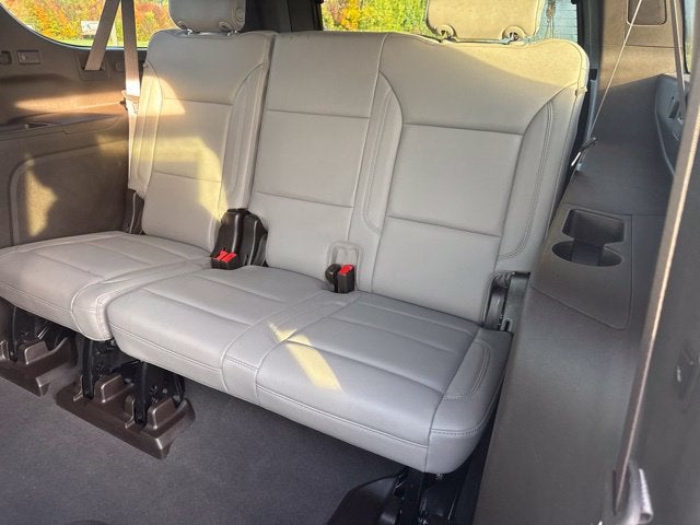 2023 Chevrolet Suburban 4WD Z71
