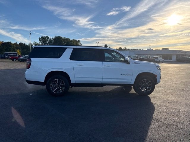 2023 Chevrolet Suburban 4WD Z71