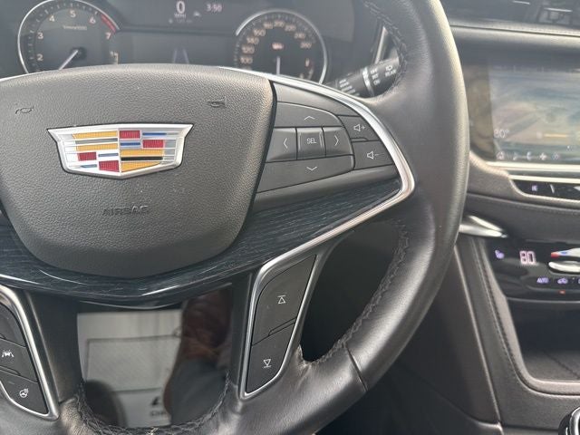 2022 Cadillac XT5 Premium Luxury