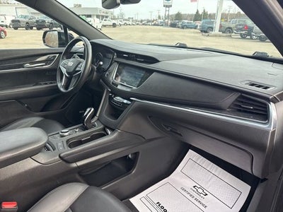 2022 Cadillac XT5 Premium Luxury