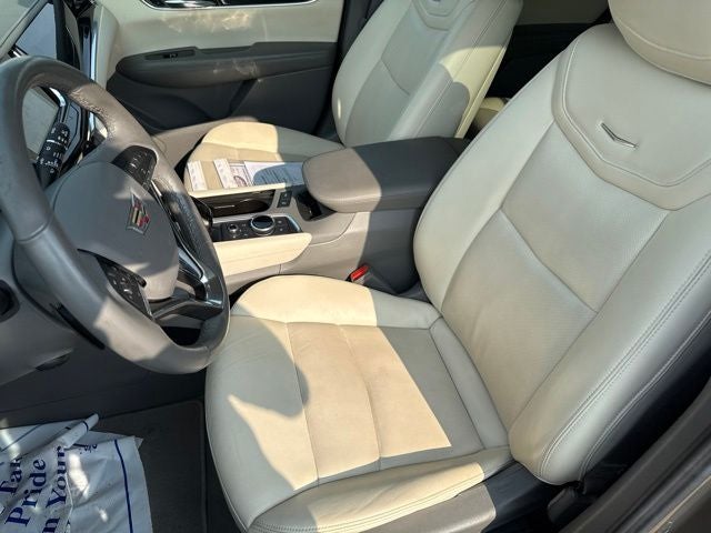 2022 Cadillac XT6 AWD Premium Luxury