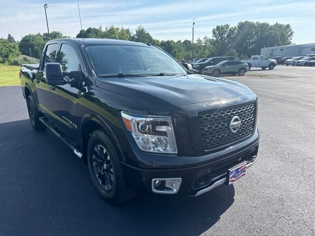 2019 Nissan TITAN PRO-4X
