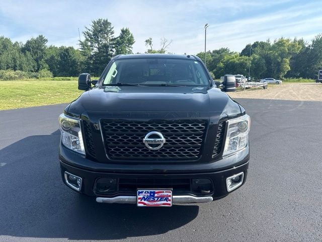 2019 Nissan TITAN PRO-4X