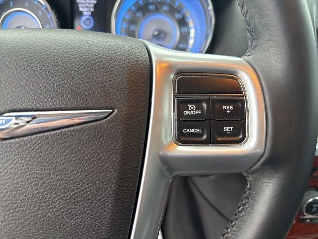 2014 Chrysler 300 Base