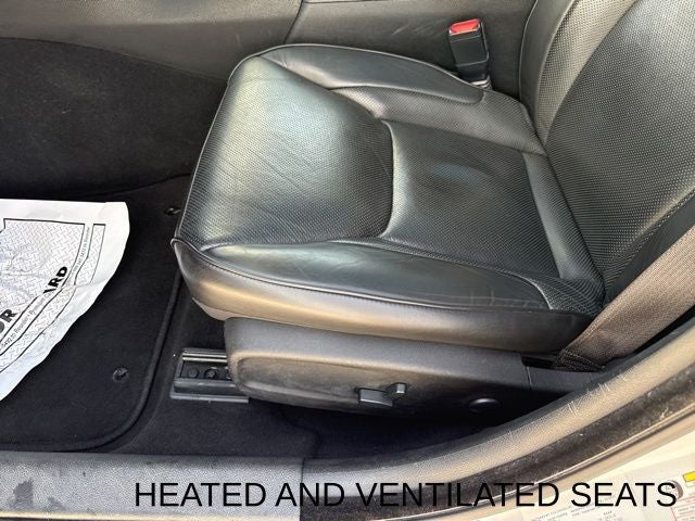 2023 Chrysler 300 Touring-L AWD