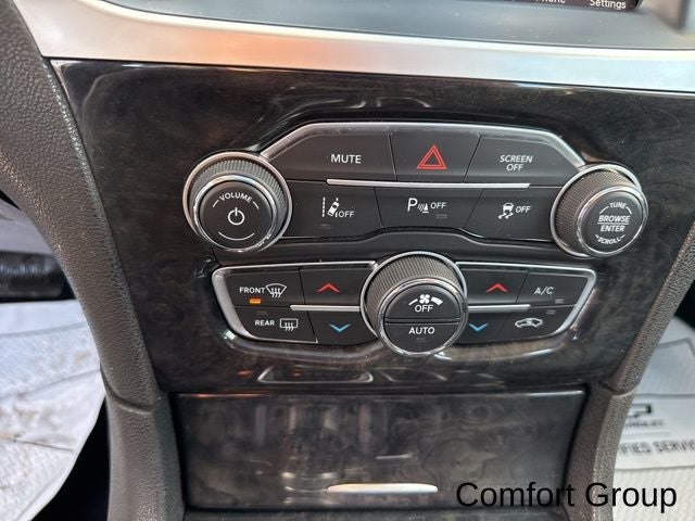 2023 Chrysler 300 Touring-L AWD