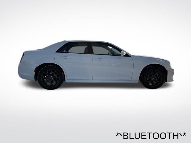 2023 Chrysler 300 Touring-L AWD