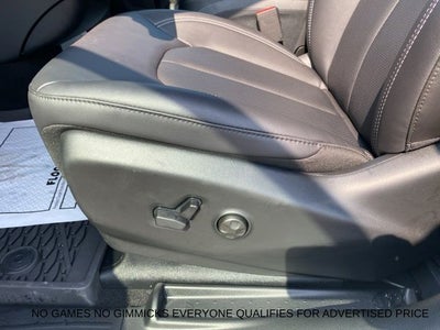 2025 Chrysler Pacifica PACIFICA SELECT