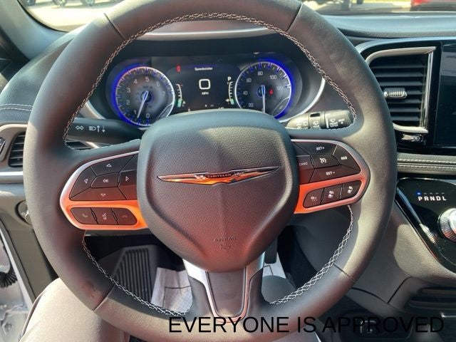 2025 Chrysler Pacifica PACIFICA SELECT