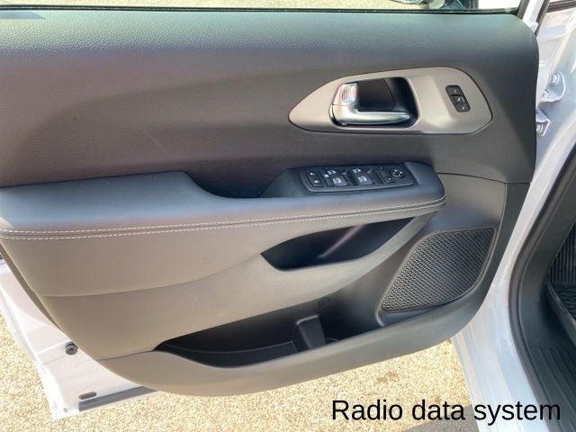 2025 Chrysler Pacifica PACIFICA SELECT