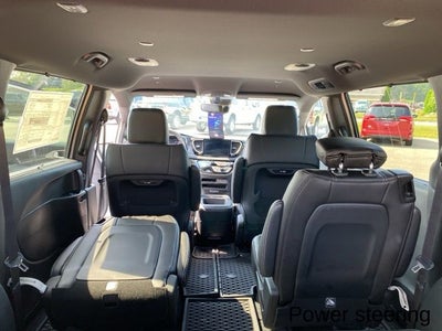 2025 Chrysler Pacifica PACIFICA SELECT