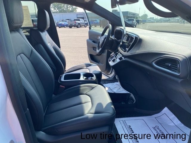 2025 Chrysler Pacifica PACIFICA SELECT