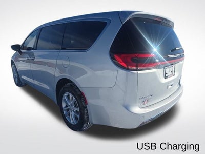 2026 Chrysler Pacifica PACIFICA SELECT AWD