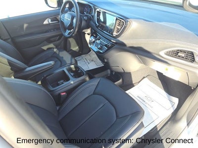 2026 Chrysler Pacifica PACIFICA SELECT AWD