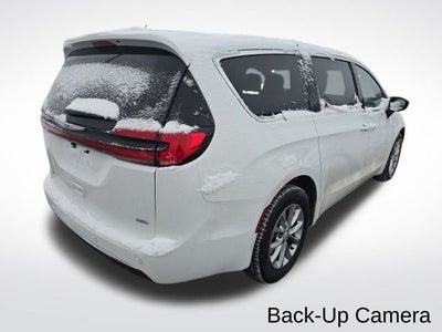 2026 Chrysler Pacifica PACIFICA SELECT AWD