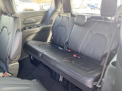 2026 Chrysler Pacifica PACIFICA SELECT AWD