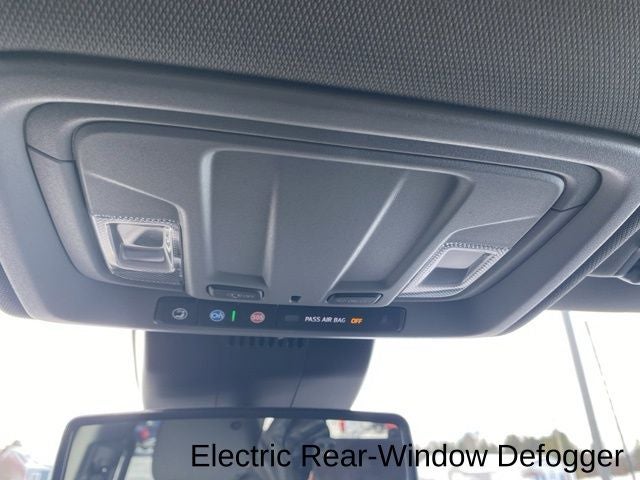 2024 Chevrolet Silverado 2500HD 4WD Crew Cab Standard Bed Custom