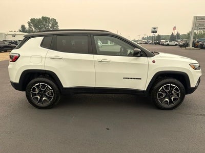 2025 Jeep Compass Trailhawk