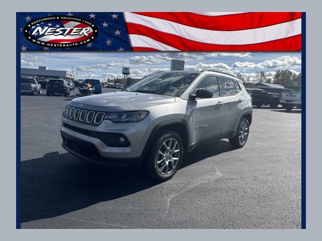 2022 Jeep Compass Latitude Lux