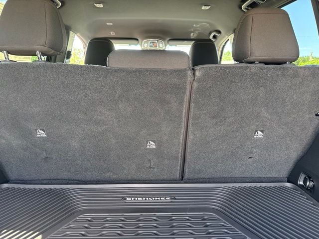2026 Jeep Cherokee CHEROKEE LAREDO 4X4