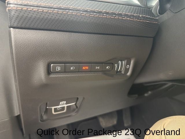 2026 Jeep Cherokee CHEROKEE OVERLAND 4X4