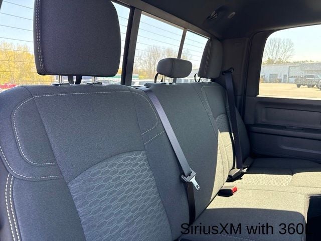 2026 RAM Ram 2500 RAM 2500 BLACK EXPRESS CREW CAB 4X4 8' BOX