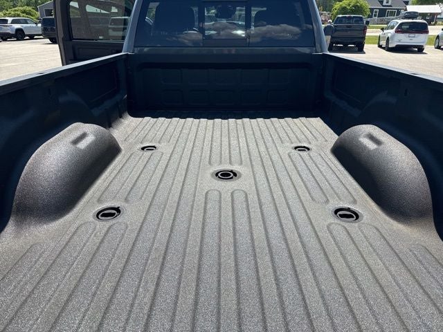 2026 RAM Ram 2500 RAM 2500 BLACK EXPRESS CREW CAB 4X4 8' BOX