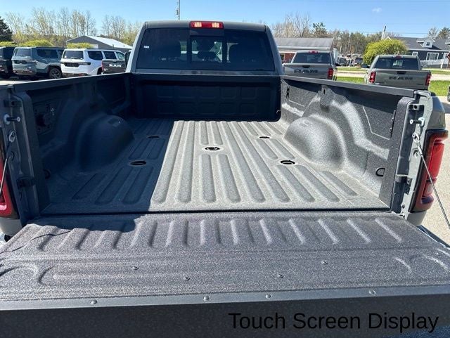 2026 RAM Ram 2500 RAM 2500 BLACK EXPRESS CREW CAB 4X4 8' BOX