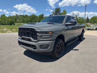 2026 RAM Ram 2500 RAM 2500 BLACK EXPRESS CREW CAB 4X4 8' BOX