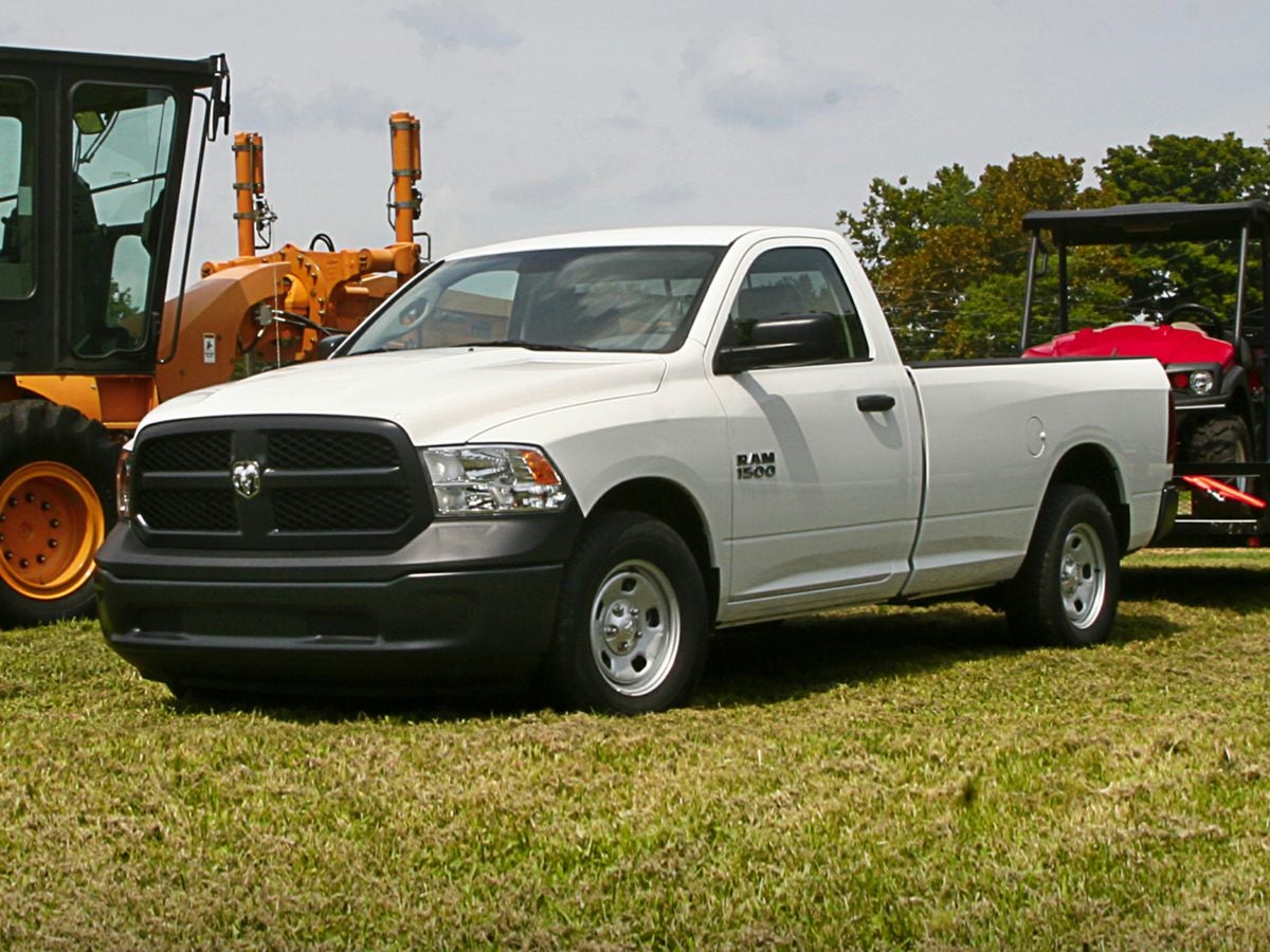 2022 RAM 1500 Classic Tradesman Regular Cab 4x4 8' Box