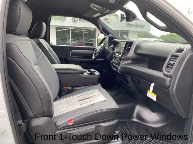 2024 RAM Ram 2500 RAM 2500 TRADESMAN REGULAR CAB 4X4 8' BOX