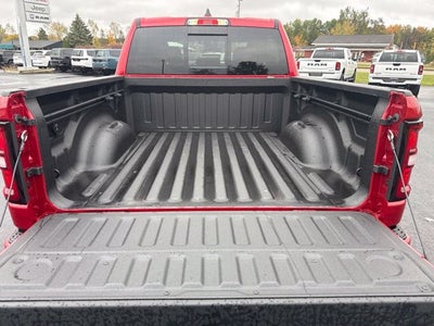 2027 RAM Ram 1500 RAM 1500 BIG HORN CREW CAB 4X4 5'7' BOX