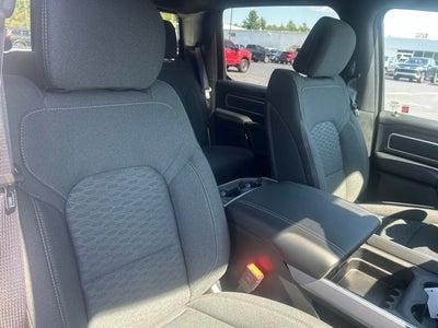 2026 RAM 1500 Big Horn Crew Cab 4x4 5'7' Box